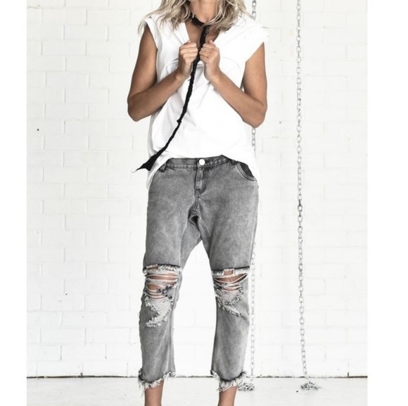 ONE TEASPOON DISTRESSED LONELY BOYS - Picture 1 of 4